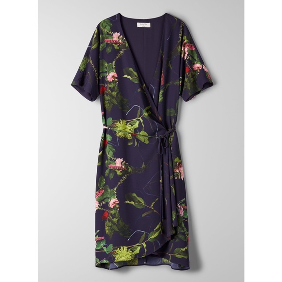 Aritzia Dresses & Skirts - Aritzia Babaton Wallace Wrap Dress